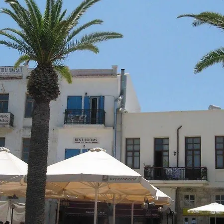 Sea Front Old Town Готель