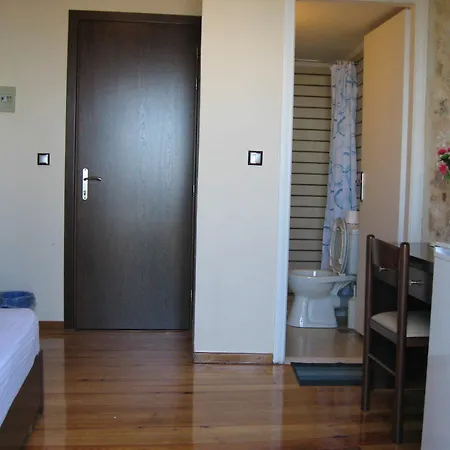Sea Front Old Town Hotel 2*