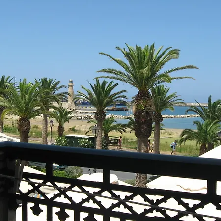 Hotel Sea Front Old Town 2*