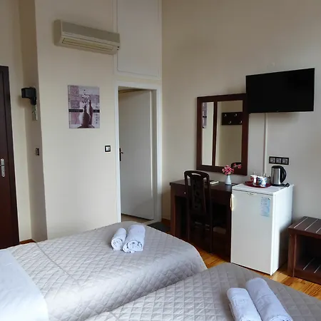 Sea Front Old Town Hotel 2*